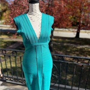(GUC) Herve Leger sleeveless scalloped bandage teal dress